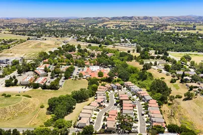 331 Calle De Pueblo, Templeton, CA 93465 - Photo 47