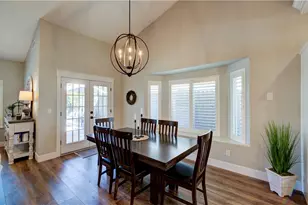 1812 E Oakmont, Fresno, CA 93730 - Photo 15