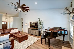 1812 E Oakmont, Fresno, CA 93730 - Photo 5