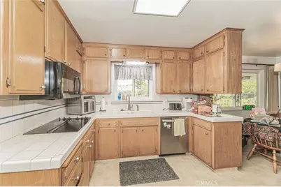 500 W Sample Avenue, Fresno, CA 93704 - Photo 11