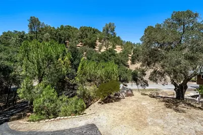 9056 Curbaril Avenue, Atascadero, CA 93422 - Photo 19