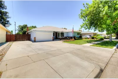 3556 E Donner, Fresno, CA 93726 - Photo 37