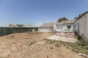 17209 E Floral, Reedley, CA 93654 - Photo 29