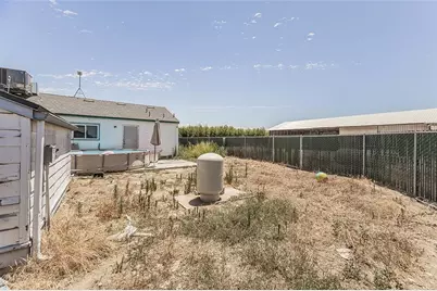 17209 E Floral, Reedley, CA 93654 - Photo 33