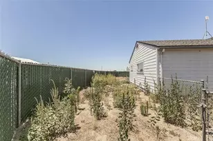 17209 E Floral, Reedley, CA 93654 - Photo 31