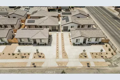 2365 N Arthur Avenue, Fresno, CA 93705 - Photo 1