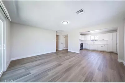 708 Delfino, Bakersfield, CA 93304 - Photo 9