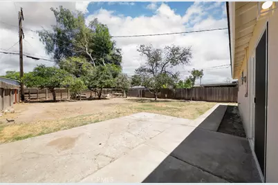 708 Delfino, Bakersfield, CA 93304 - Photo 21