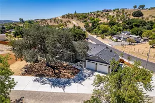 1006 Merry Hill Rd, Paso Robles, CA 93446 - Photo 5