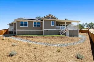 1006 Merry Hill Rd, Paso Robles, CA 93446 - Photo 17