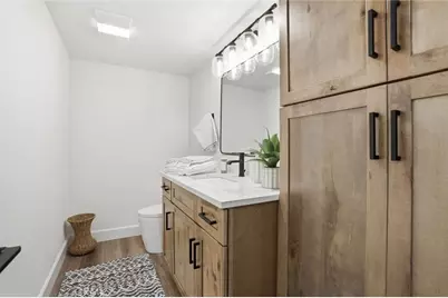 1040 Capistrano Court, San Luis Obispo, CA 93405 - Photo 23