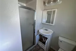 842 W Los Felis, Stockton, CA 95210 - Photo 21
