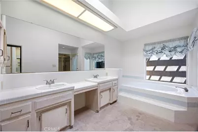 8704 Bridlewood Lane, Bakersfield, CA 93311 - Photo 35