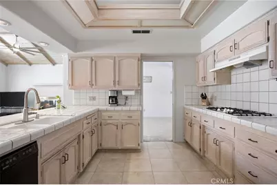 8704 Bridlewood Lane, Bakersfield, CA 93311 - Photo 27