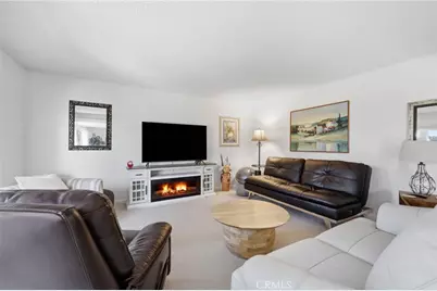 2558 Seahorse Avenue, Ventura, CA 93001 - Photo 5
