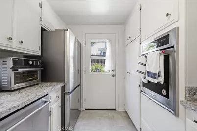 2558 Seahorse Avenue, Ventura, CA 93001 - Photo 23