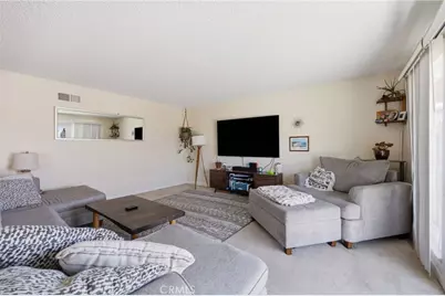 2558 Seahorse Avenue, Ventura, CA 93001 - Photo 25