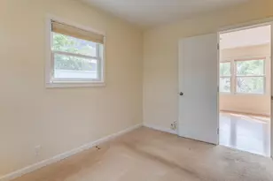 303 Castaic, Pismo Beach, CA 93449 - Photo 15