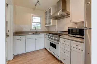 303 Castaic, Pismo Beach, CA 93449 - Photo 11