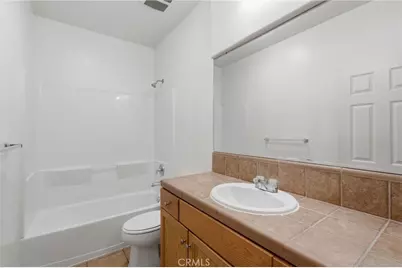 3042 W Delta, Visalia, CA 93291 - Photo 7