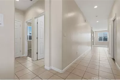 3042 W Delta, Visalia, CA 93291 - Photo 3