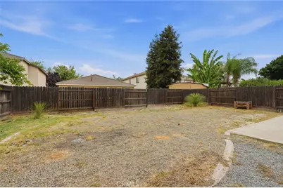 3042 W Delta, Visalia, CA 93291 - Photo 31