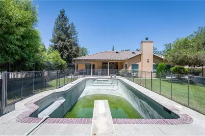 13715 E Nebraska, Kingsburg, CA 93631 - Photo 25