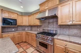 13715 E Nebraska, Kingsburg, CA 93631 - Photo 35