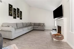 8924 Butternut, Bakersfield, CA 93306 - Photo 3