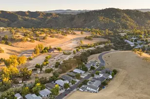 2986 Bridle Trail Ln, Paso Robles, CA 93446 - Photo 45