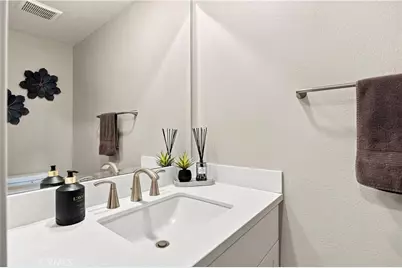 227 Bowery, Irvine, CA 92612 - Photo 17
