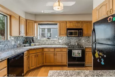 399 Warwick, Cambria, CA 93428 - Photo 15