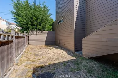 399 Warwick, Cambria, CA 93428 - Photo 31