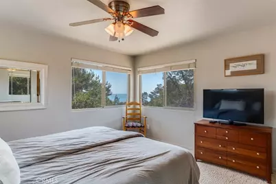 399 Warwick, Cambria, CA 93428 - Photo 23