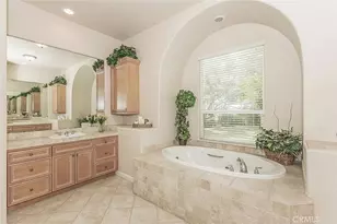 4477 N Quail Lake Dr, Clovis, CA 93619 - Photo 27