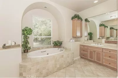 4477 N Quail Lake Drive, Clovis, CA 93619 - Photo 27