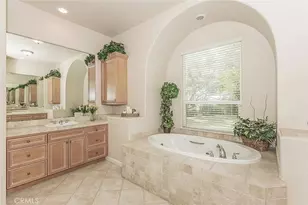 4477 N Quail Lake Dr, Clovis, CA 93619 - Photo 25
