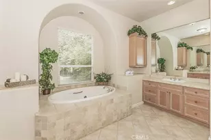 4477 N Quail Lake Dr, Clovis, CA 93619 - Photo 29