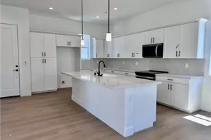 243 Kitty Hawk Ct, San Luis Obispo, CA 93401 - Photo 7