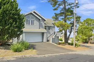 2770 Holden, Cambria, CA 93428 - Photo 9