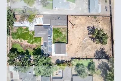 4832 N Fruit Avenue, Fresno, CA 93705 - Photo 57
