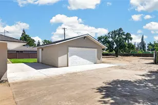 4832 N Fruit Ave, Fresno, CA 93705 - Photo 37