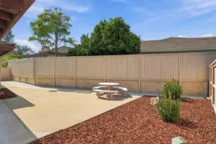 1490 Descanso, San Luis Obispo, CA 93405 - Photo 25