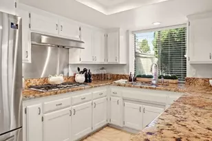 1490 Descanso, San Luis Obispo, CA 93405 - Photo 9