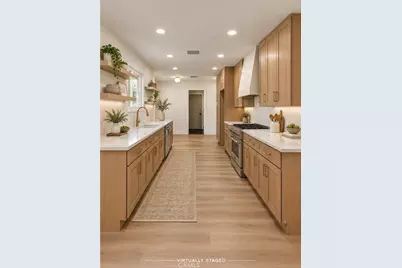 320 Hume, Bakersfield, CA 93309 - Photo 15