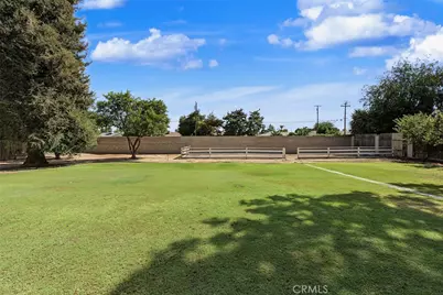 320 Hume, Bakersfield, CA 93309 - Photo 27