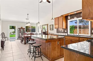 10604 Victoria Falls Ave, Bakersfield, CA 93312 - Photo 11