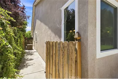 10604 Victoria Falls Avenue, Bakersfield, CA 93312 - Photo 39