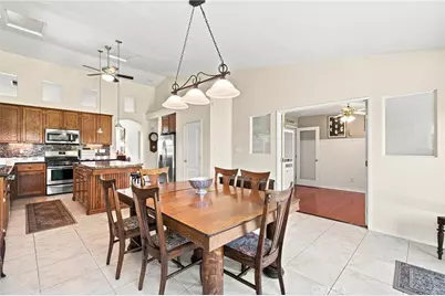 10604 Victoria Falls Avenue, Bakersfield, CA 93312 - Photo 17