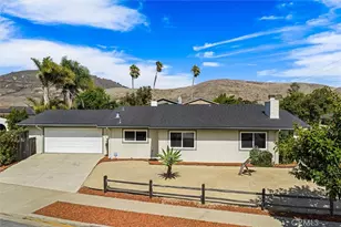 1284 Oceanaire Dr, San Luis Obispo, CA 93405 - Photo 3